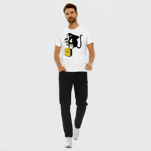 Мужская футболка премиум с принтом TNT monkey (Banksy), вид сбоку #3
