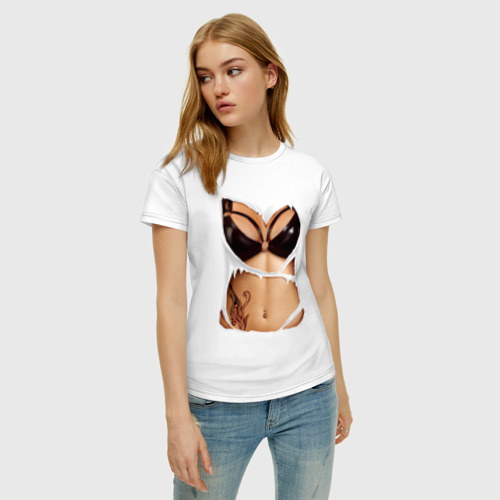 Женская футболка с принтом Кожаный бюст, фото на моделе #1