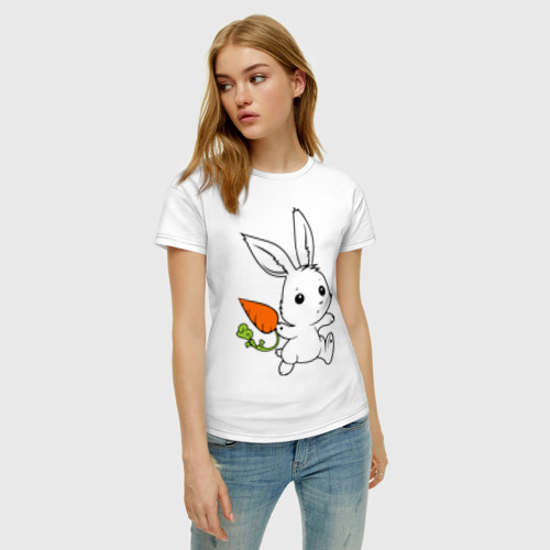 Женская футболка с принтом Зайка с морковкой, фото на моделе #1