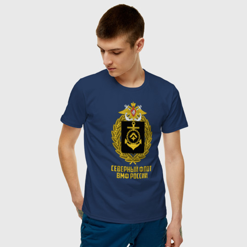 Мужская футболка с принтом Северный флот ВМФ России, фото на моделе #1