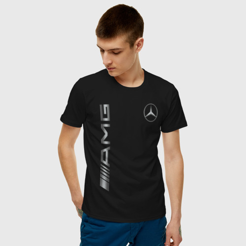Мужская футболка с принтом Mercedes-benz AMG, фото на моделе #1