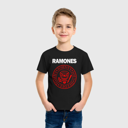 Детская футболка с принтом RAMONES, фото на моделе #1