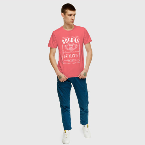 Мужская футболка с принтом БОГДАН в стиле ДЖЕК ДЭНИЭЛС, вид сбоку #3