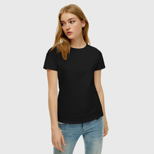 Женская футболка с принтом Черная базовая, фото на моделе #1